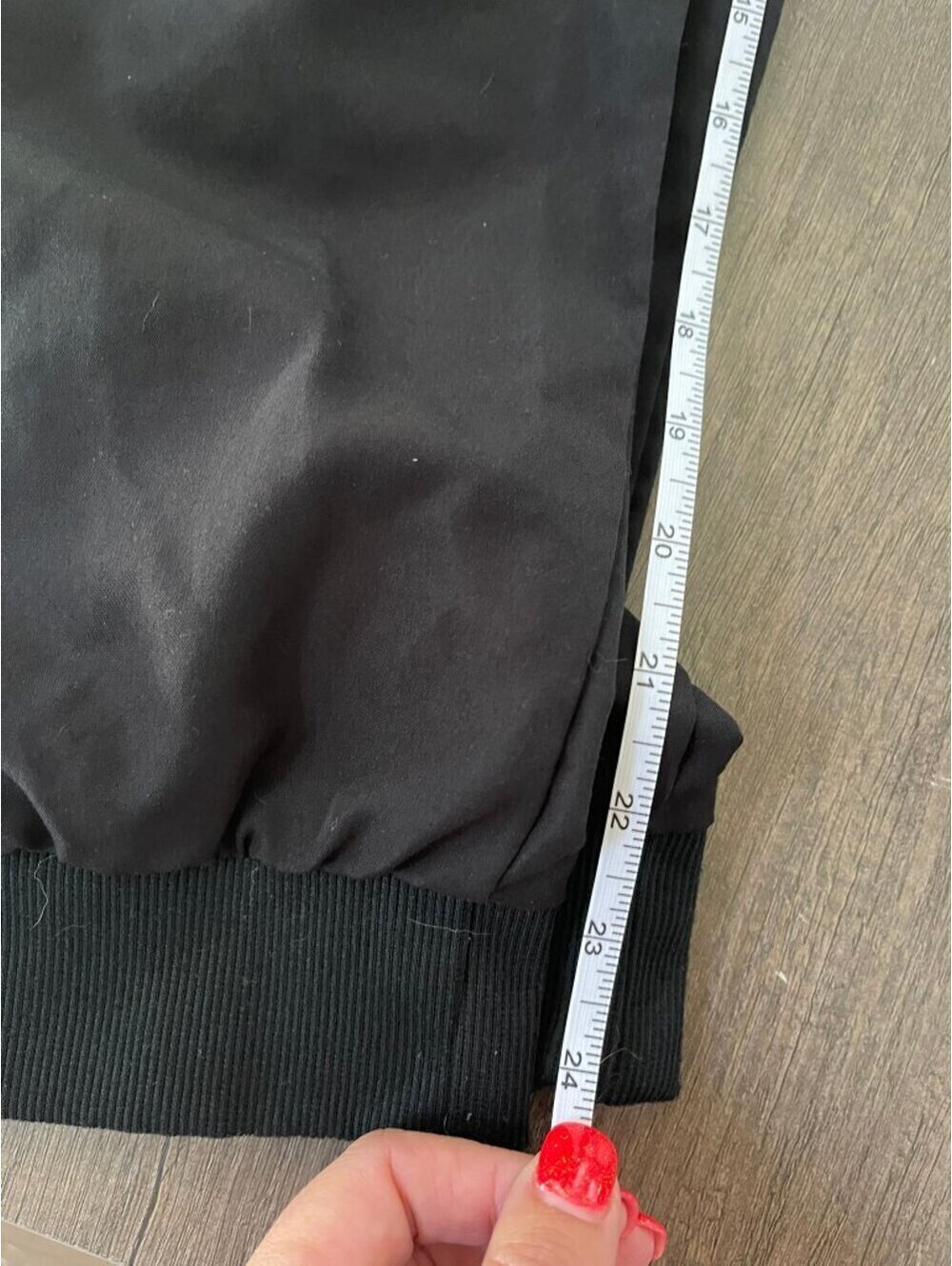 Boy's Sz 16 black cargo pants - Picture 8 of 11